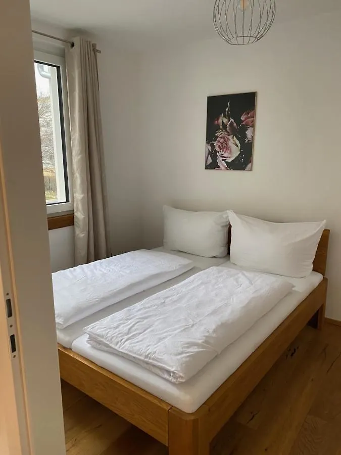 Modern Apartment With Balcony Near City Center Vienna