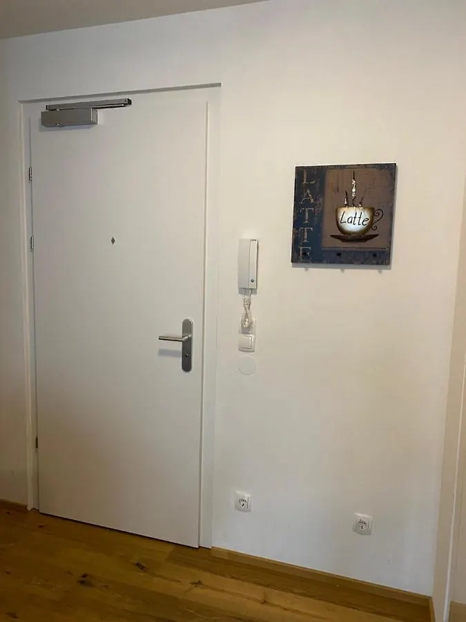 Modern Apartment With Balcony Near City Center Vienna 0*,