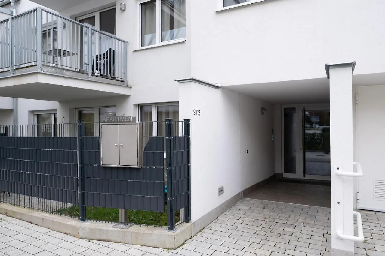 Modern Apartment With Balcony Near City Center Vienna Austria