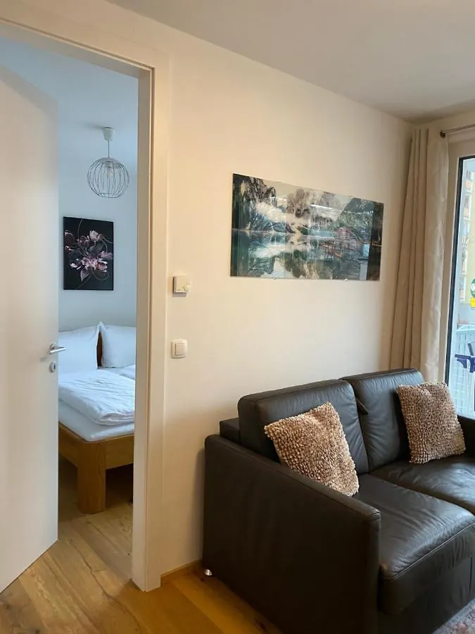 Modern Apartment With Balcony Near City Center Viyana